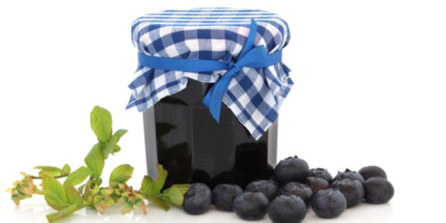 easy canned blueberry syrup e1654957659403